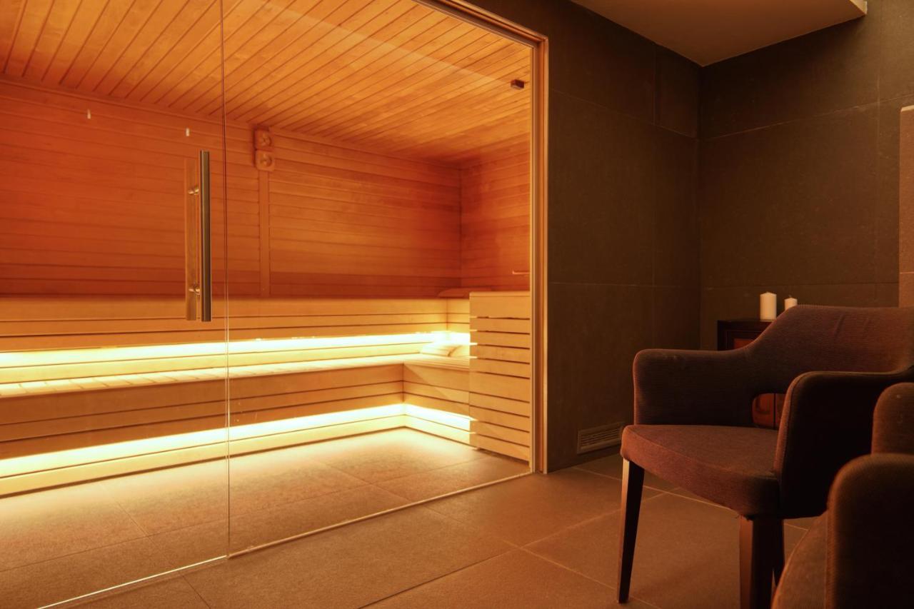 Hotel Palazzo Del Garda & Spa デセンツァーノ・デル・ガルダ エクステリア 写真
