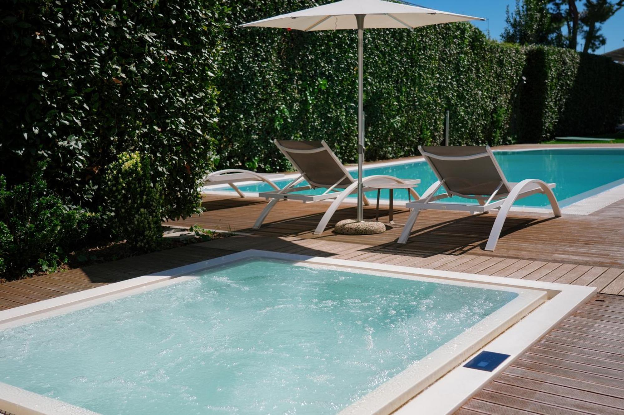 Hotel Palazzo Del Garda & Spa デセンツァーノ・デル・ガルダ エクステリア 写真